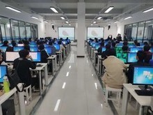 上海軟件開發(fā)培訓(xùn) 打造計算機技術(shù)開發(fā)的職業(yè)新路徑